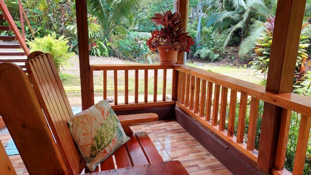 Casa El Tortugo Bed & Breakfast Drake Bay Exterior photo